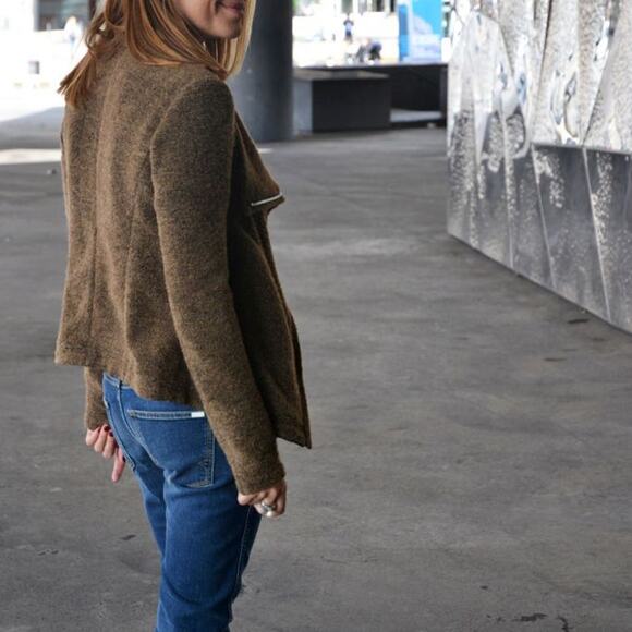 IRO Bessie Jacket Brown Moto Boucle Asymmetric High Funnel Neck SZ 10 US - Picture 3 of 9